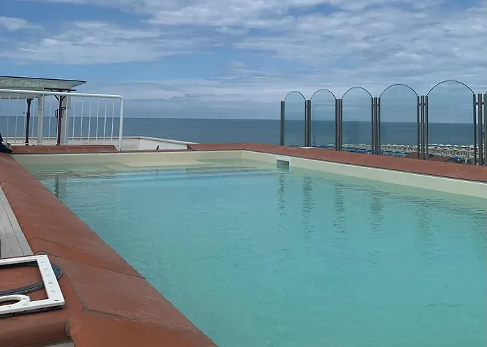 Saporedimare - Full Comfort Quiet With Seaview Rooftop Pool マリーナ・ディ・ピエトラサンタ